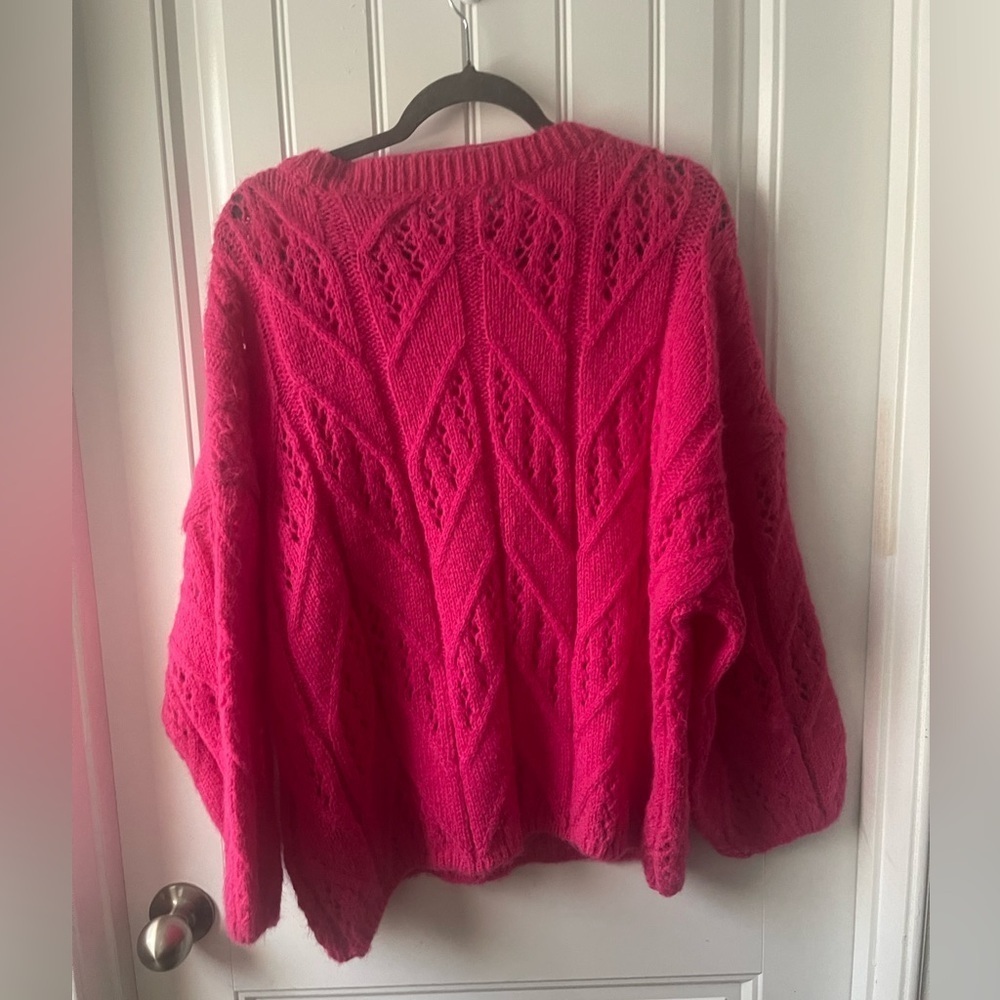 Vero Moda size small
Women’s sweater - Picture 3 of 3